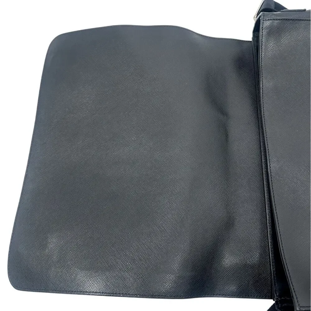 Montblanc Leather Soft Grain Meisterstück Italian Messenger Bag Black